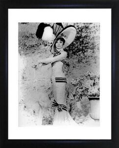 Audrey Hepburn photo